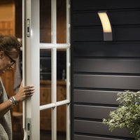 Philips Splay applique LED da esterni 2.700 K Philips